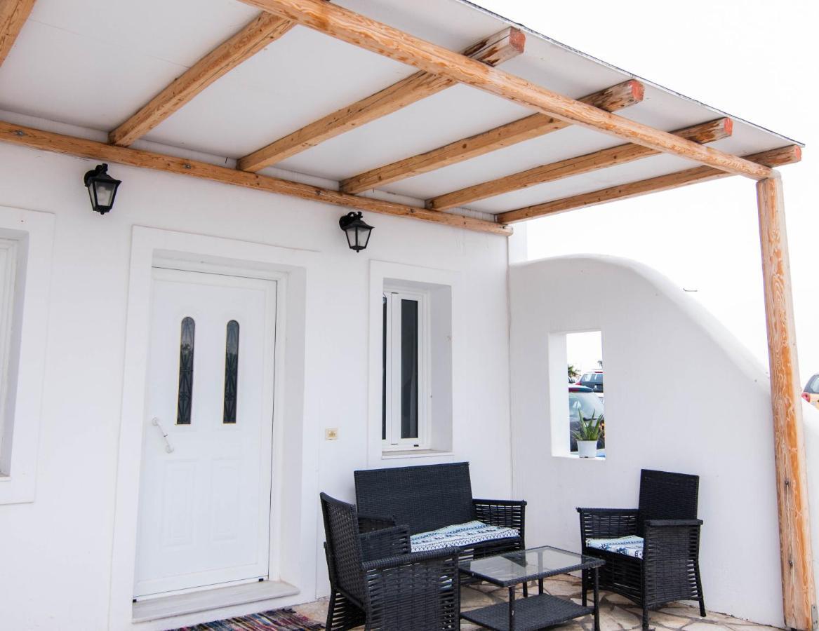 White Wave Villa, 3Min Walk From Beach Kamari  Exterior photo